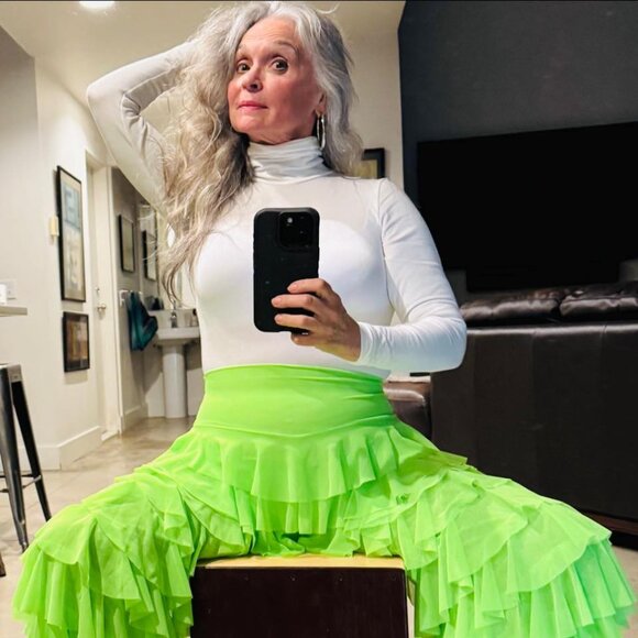 Meet your Posher, Anna - Picture 1 of 1